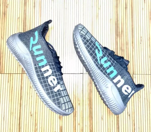 Grey Runner Running Shoes For Men  (Grey , 9)