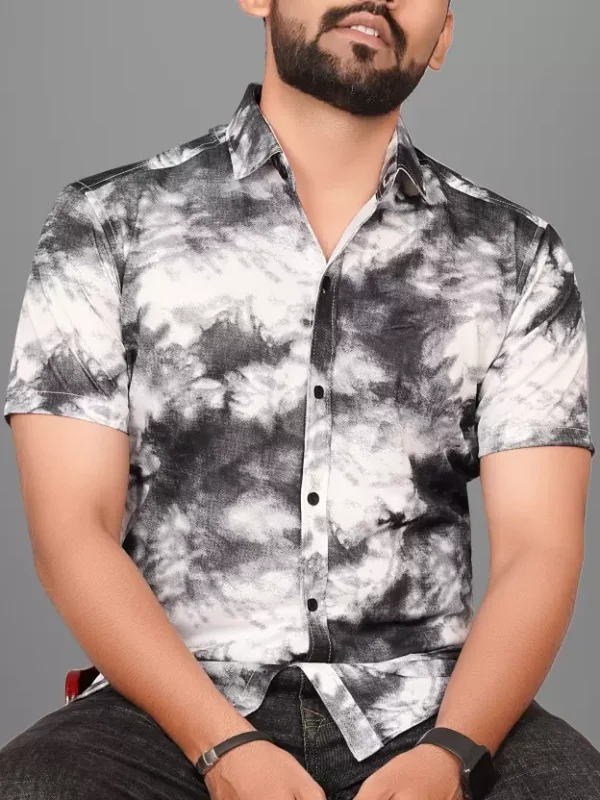 Men Regular Fit Collar Casual Half Shirt